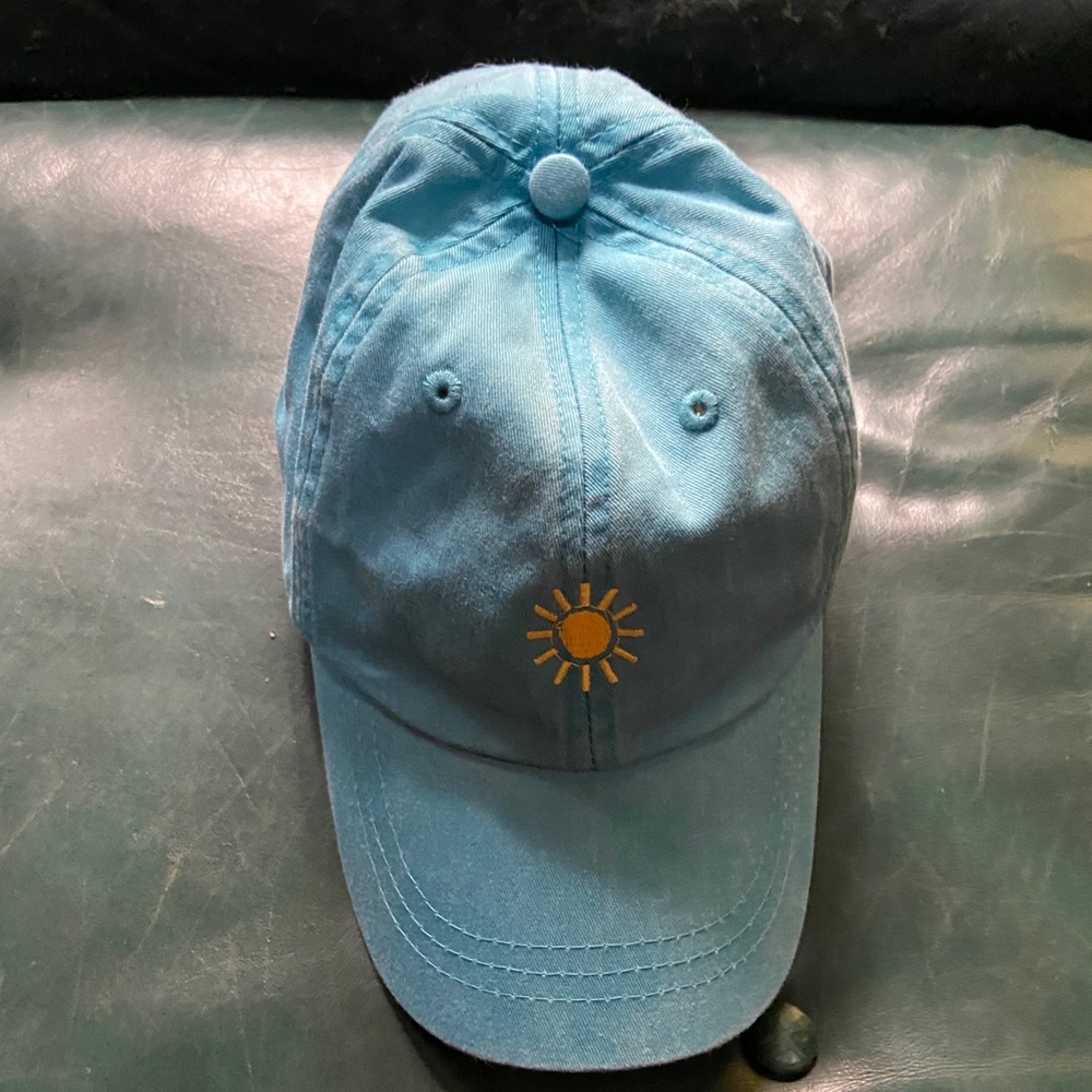 Sunshine sisters hat